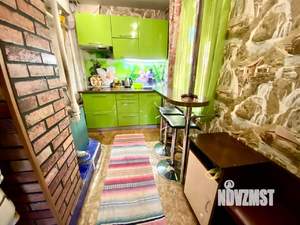 Дом 63м&sup2;, 2-этажный, участок 8 сот.  