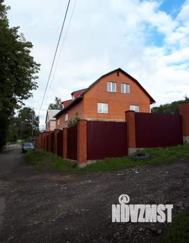 Дом 400м², 2-этажный, участок 15 сот.  