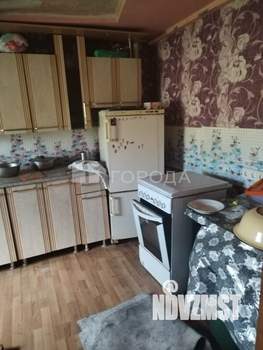Дом 140м², 2-этажный, участок 10 сот.  
