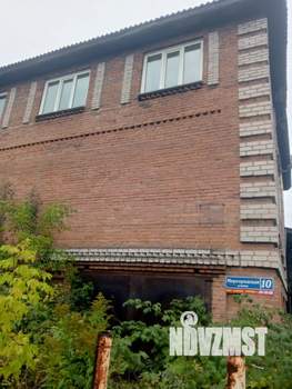 Коттедж 330м², 3-этажный, участок 15 сот.  