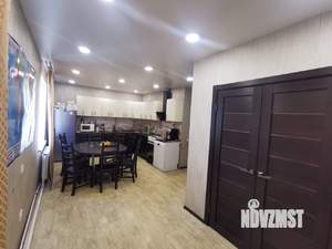 Коттедж 245м², 2-этажный, участок 15 сот.  