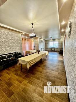 Дом 350м², 3-этажный, участок 10 сот.  