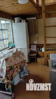 Дом 25м², 2-этажный, участок 6 сот.  