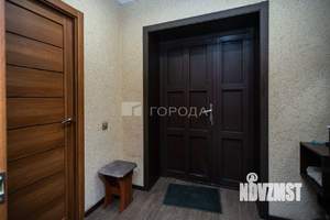 Дом 420м&sup2;, 3-этажный, участок 15 сот.  