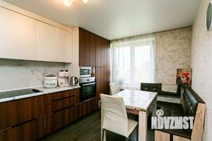 Дом 186м², 2-этажный, участок 11 сот.  