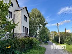 Дом 247м², 2-этажный, участок 10 сот.  