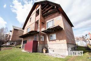 Дом 174м², 3-этажный, участок 8 сот.  