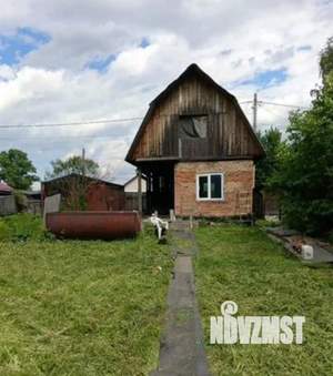 Дом 16м², 2-этажный, участок 6 сот.  