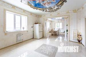 Дом 280м², 3-этажный, участок 12 сот.  