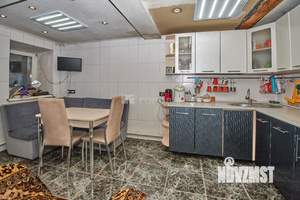 Дом 65м², 2-этажный, участок 7 сот.  