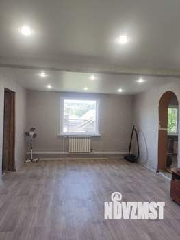 Дом 94м², 1-этажный, участок 6 сот.  