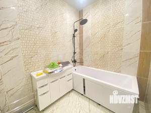 Дом 302м², 3-этажный, участок 13 сот.  