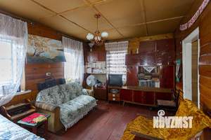 Дом 35м², 2-этажный, участок 8 сот.  
