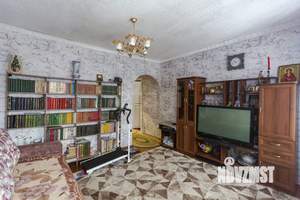 Дом 60м&sup2;, 1-этажный, участок 9 сот.  