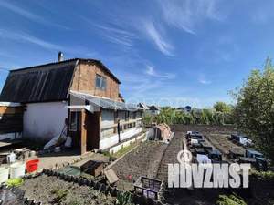 Дом 32м², 2-этажный, участок 6 сот.  