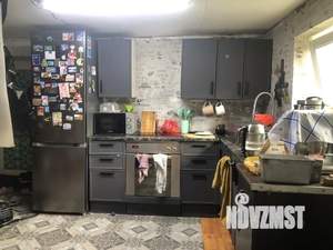 Дом 95м², 2-этажный, участок 9 сот.  