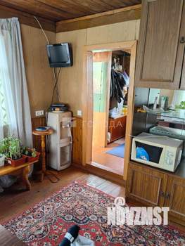 Дом 25м², 2-этажный, участок 6 сот.  