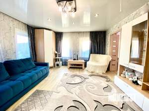 Дом 63м&sup2;, 2-этажный, участок 8 сот.  