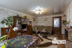 Дом 100м², 2-этажный, участок 8 сот.  