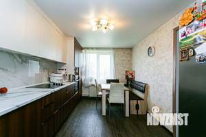 Дом 186м², 2-этажный, участок 11 сот.  