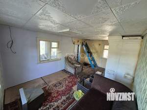 Дом 32м², 2-этажный, участок 6 сот.  