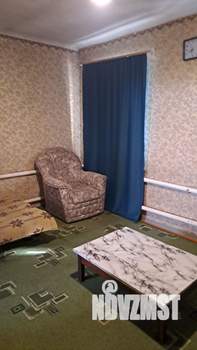 Дом 48м², 2-этажный, участок 6 сот.  