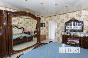 Дом 280м², 3-этажный, участок 12 сот.  