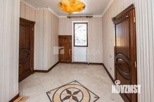 Дом 588м², 3-этажный, участок 40 сот.  