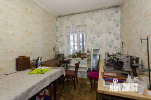 Дом 60м&sup2;, 1-этажный, участок 9 сот.  