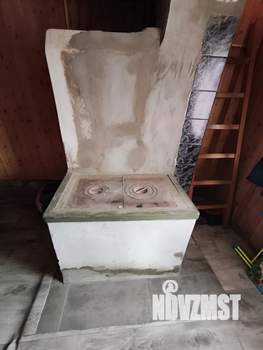 Дом 30м&sup2;, 2-этажный, участок 7 сот.  