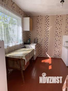 Дом 30м², 2-этажный, участок 8 сот.  