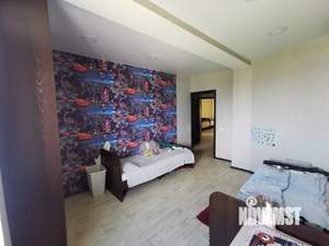 Коттедж 245м², 2-этажный, участок 15 сот.  