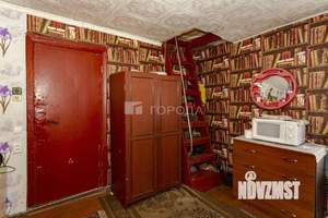 Дом 40м², 2-этажный, участок 6 сот.  