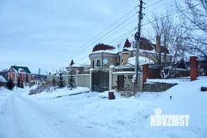 Дом 588м&sup2;, 3-этажный, участок 40 сот.  