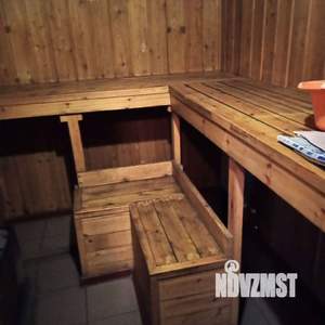 Дом 240м&sup2;, 2-этажный, участок 6 сот.  