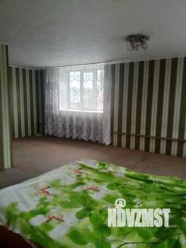 Коттедж 330м², 3-этажный, участок 15 сот.  