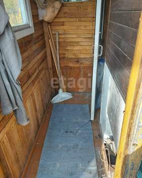 Дом 20м², 2-этажный, участок 12 сот.  