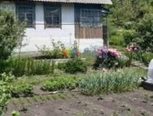 Дом 26м², 2-этажный, участок 8 сот.  