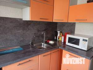 1-к квартира, посуточно, 35м2, 9/9 этаж