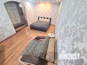 1-к квартира, посуточно, 33м2, 5/5 этаж