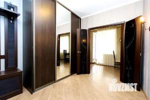 2-к квартира, посуточно, 60м2, 1/1 этаж