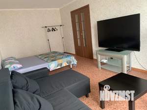 1-к квартира, посуточно, 38м2, 8/18 этаж
