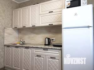 1-к квартира, посуточно, 40м2, 16/18 этаж