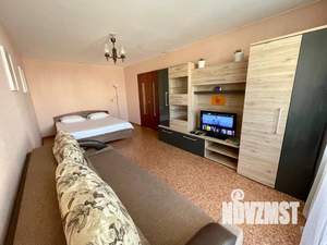 1-к квартира, посуточно, 38м2, 1/1 этаж