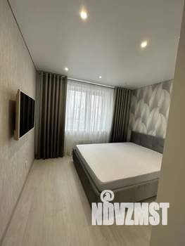 1-к квартира, посуточно, 40м2, 13/18 этаж