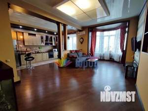 3-к квартира, на длительный срок, 104м2, 4/5 этаж