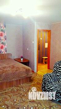 1-к квартира, посуточно, 32м2, 3/5 этаж