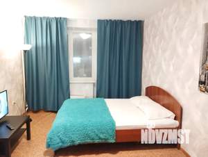 2-к квартира, посуточно, 50м2, 11/18 этаж