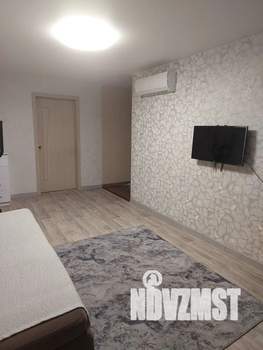 2-к квартира, посуточно, 43м2, 8/9 этаж