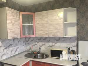 1-к квартира, посуточно, 38м2, 1/10 этаж